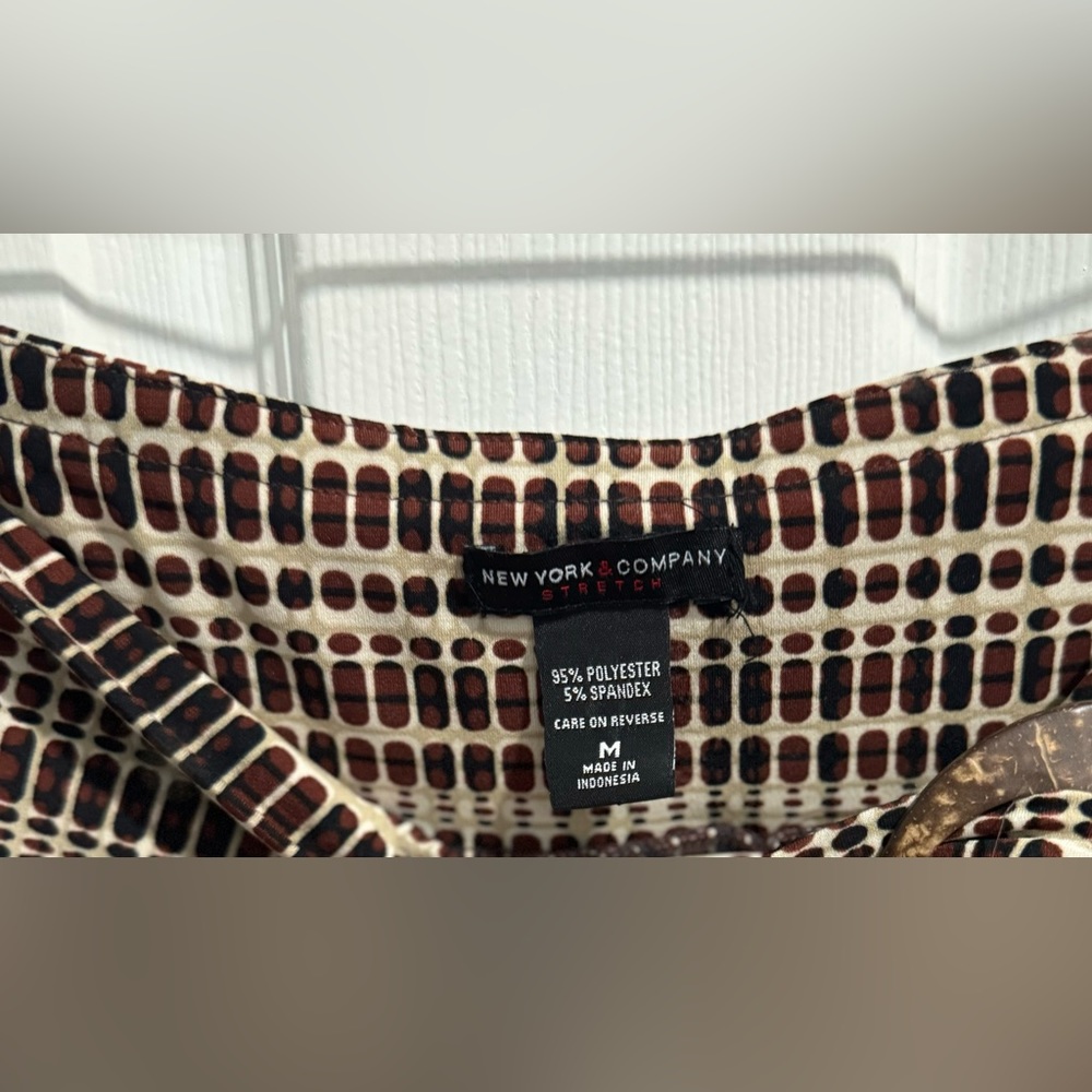 NY&Co. Brown/Tan A Line Below Knee Skirt. Size M. Faux Wrap w/side split at hem. - Picture 5 of 5